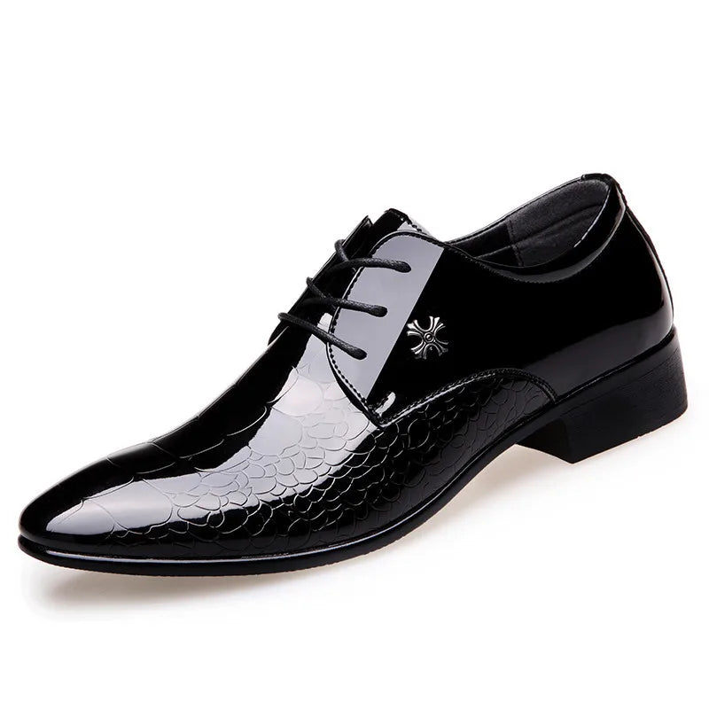 Elegant Black Crocodile Print Patent Leather Oxford Shoe for Women with Pointed Toe Lace Up Embossed Formal Style
