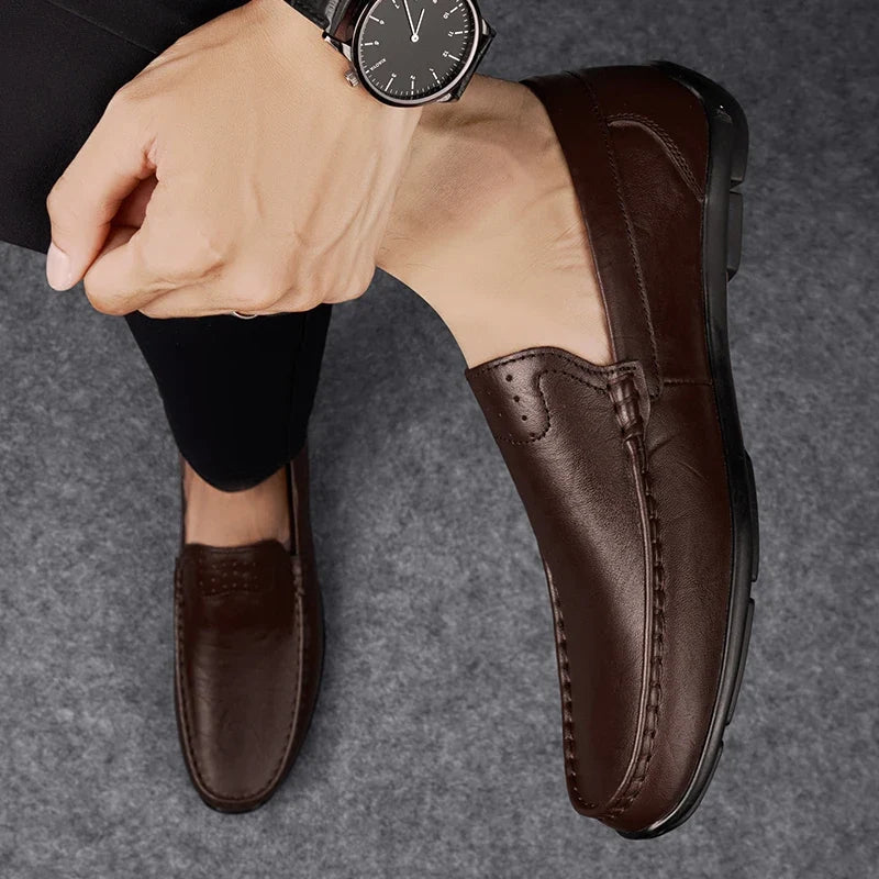 Effortless Leather Loafers for Women with Round Toe Slip-On Stitched Apron Casual Style