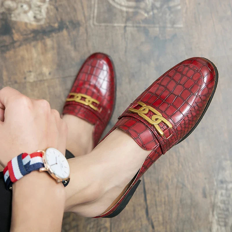 Elegant Croc Embossed Leather Mule for Women with Gold Chain Link Backless Slip On Style