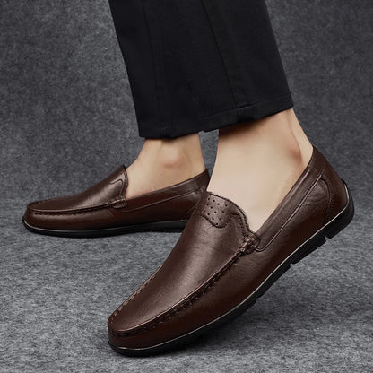 Effortless Leather Loafers for Women with Round Toe Slip-On Stitched Apron Casual Style